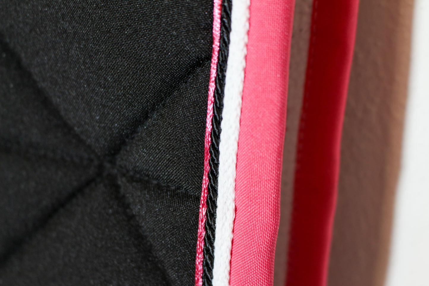 Podsedlovka Neon Pink