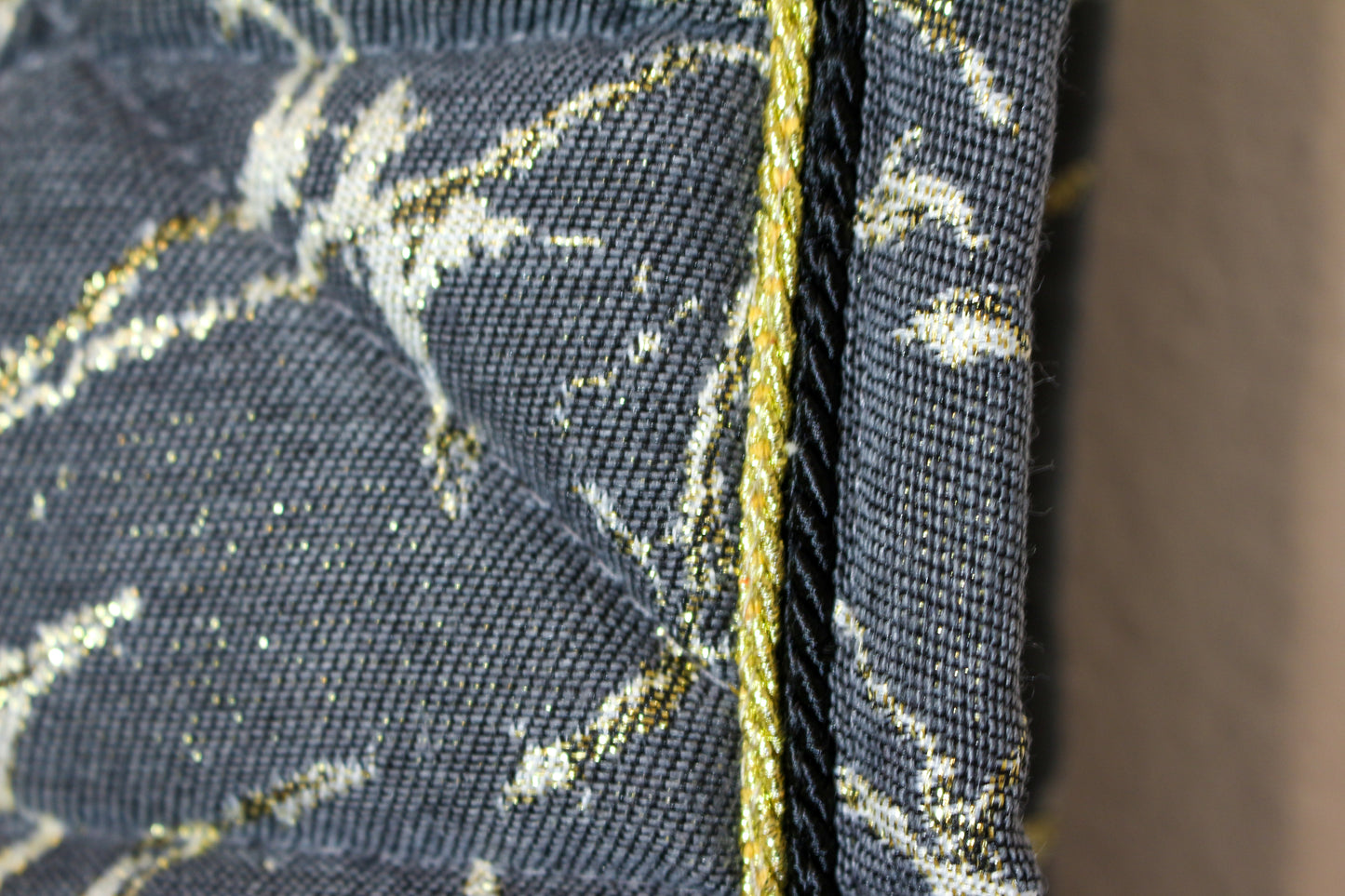 Podsedlovka Marble Gray