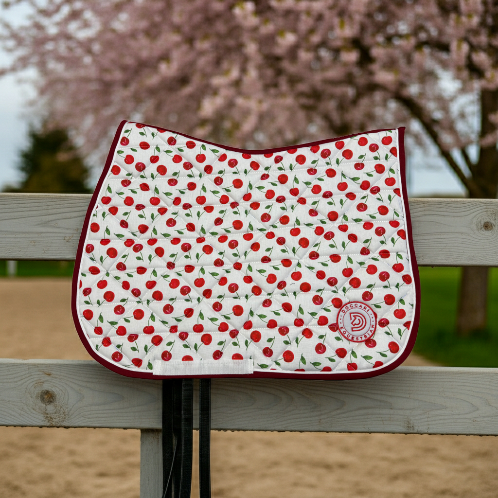 Podsedlovka Cherry Red všestranná