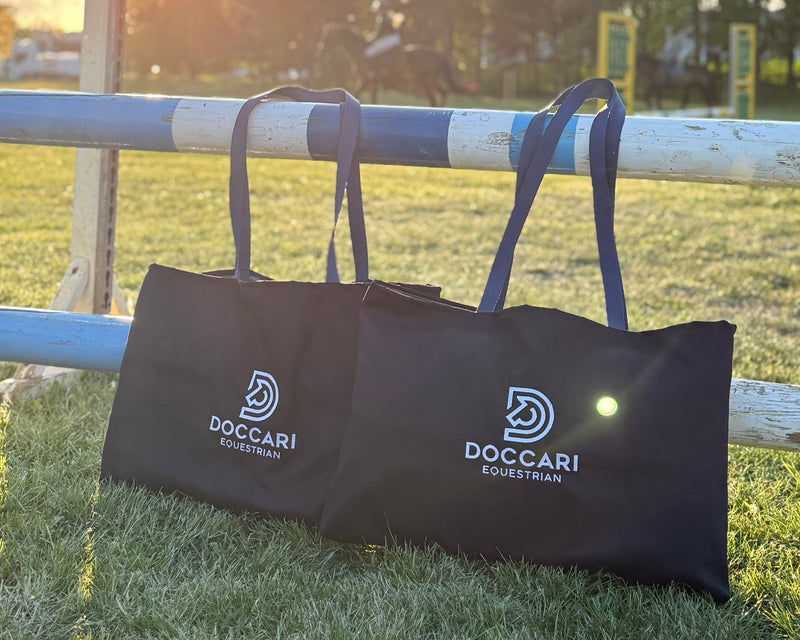 Stable tote in front of jumps